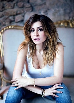 Julie Zenatti